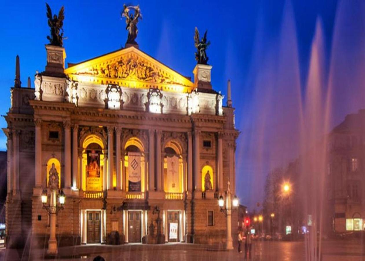 Mini Economy Apartments - Chornovola Avenue - 2 Minutes To The Opera House إلفيف المظهر الخارجي الصورة